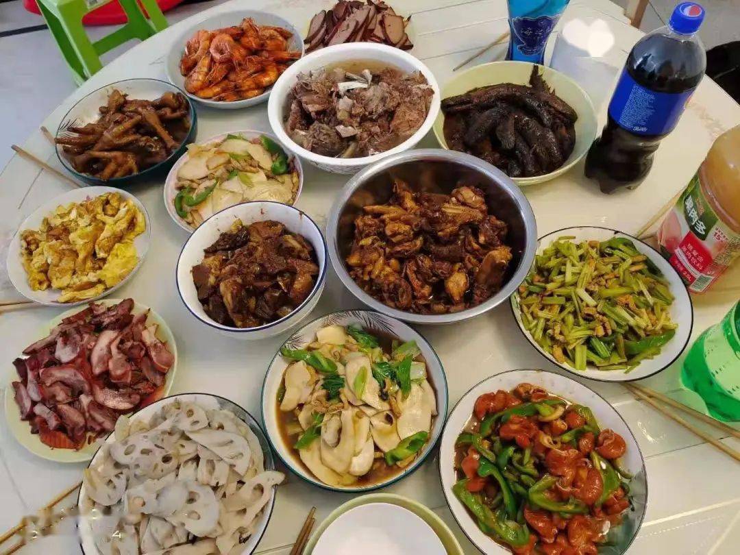 【没疫情的地区可以聚餐,没有疫情的地方可以回家过年吗】-第1张图片