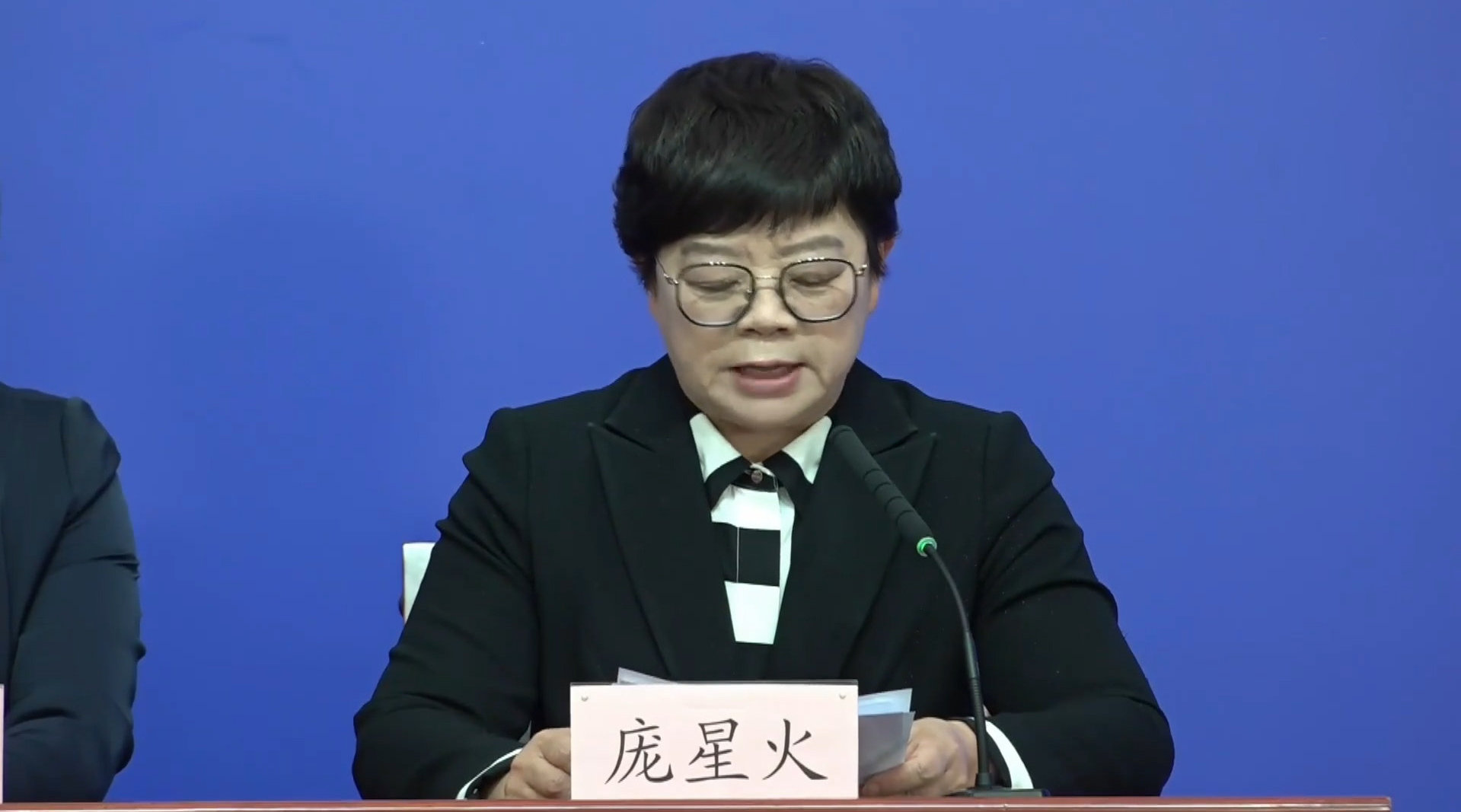 北京2地升级高风险6地升级中风险〃北京一地区升级为疫情高风险,10个街乡为中风险-第2张图片